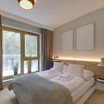 Lejlighed Bezowy Sun Seasons 24 W Szklarskiej Porebie Z Wanna By Renters Szklarska Poręba